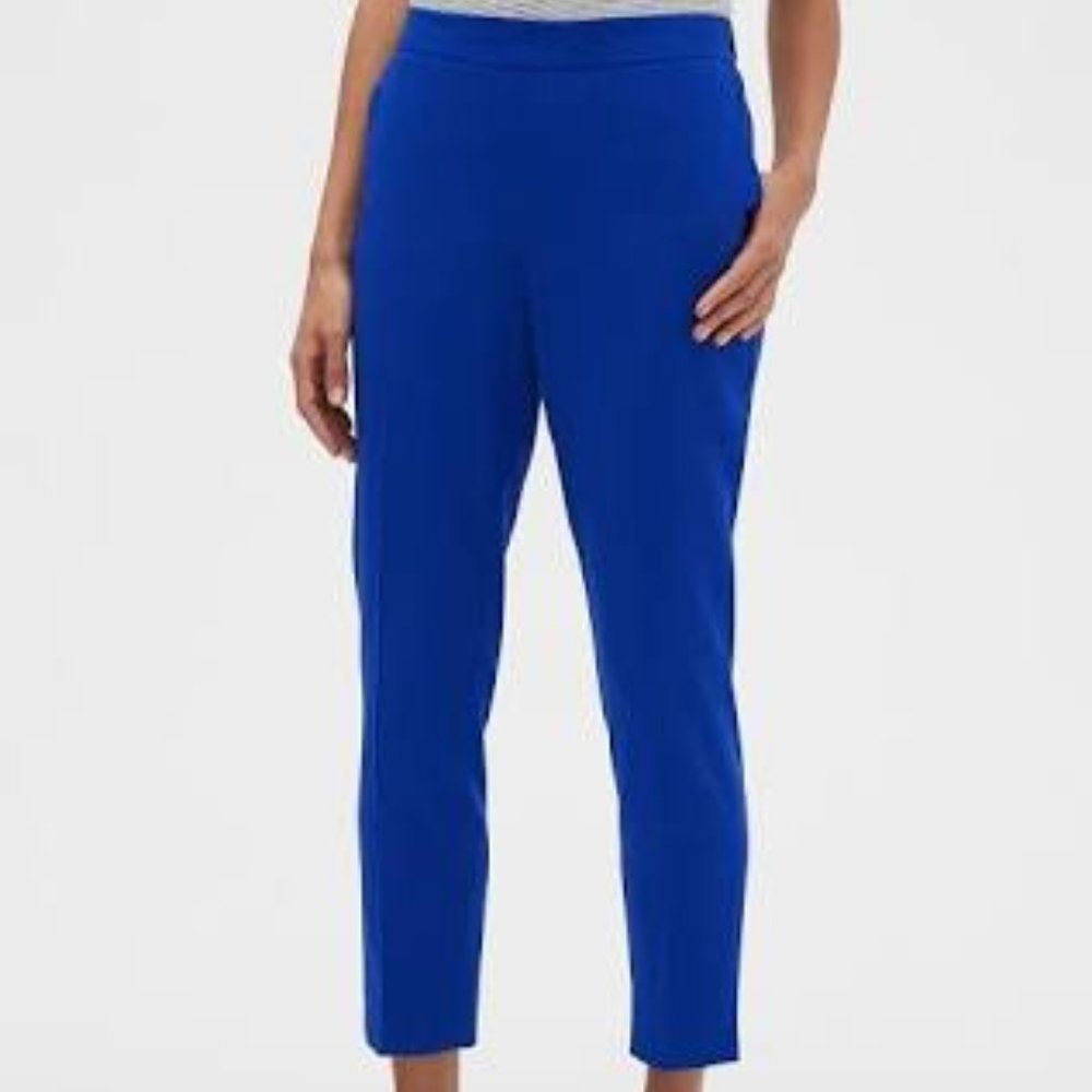 Hayden Pull-On Tapered Fit Soft Ankle Pant size S